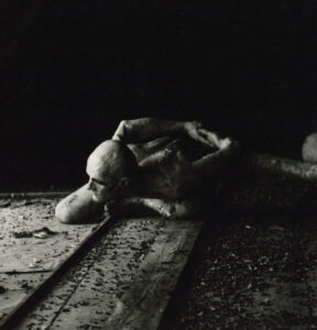Performance Duivenzolder, Groningen (1985) - foto_s Henk Reitsema